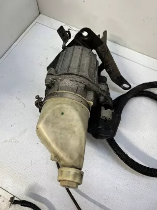 13276990 Насос гидроусилителя руля Opel Astra H Арт e11789964, вид 4