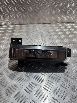 7433788 Фара противотуманная правая BMW 3 G20/G21 Арт e11789405, вид 1