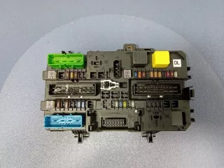 13180775 Блок предохранителей Opel Astra H Арт e11780066, вид 2