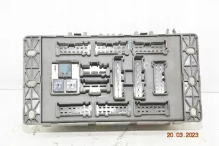 518030408 Блок предохранителей MINI One Арт e11779913, вид 2