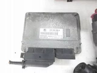 03E906033A Блок управления двигателем Skoda Fabia 1 Арт e11770734, вид 3