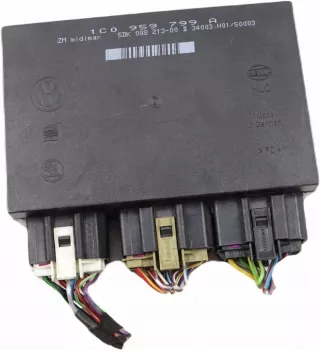 1C0959799A Блок предохранителей Volkswagen Passat B5 Арт e11760752, вид 1