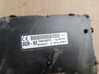 284B18927R Блок предохранителей Renault Master 3 Арт e11760528, вид 3