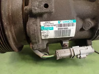 8200819568 Компрессор кондиционера Renault Clio 3 Арт e11749559, вид 3