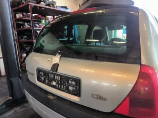  Крышка багажника (дверь 3-5) Renault Clio 2 Арт e11737466, вид 3