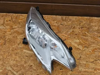 89907546 Фара правая Nissan Note E12 Арт e11723350, вид 3
