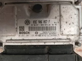03C906057F Блок управления двигателем Skoda Fabia 2 Арт e11703111, вид 3
