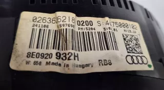 8E0920932H Щиток приборов (приборная панель) Audi A4 B7 Арт e11700971, вид 2
