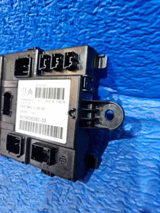 9819008380 Блок управления (другие) Citroen C4 2 Арт e11695346, вид 4