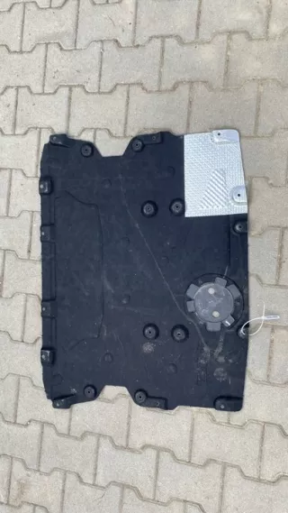 7417386 Qua9425 Декоративная крышка двигателя BMW X3 G01 Арт e11683385, вид 1