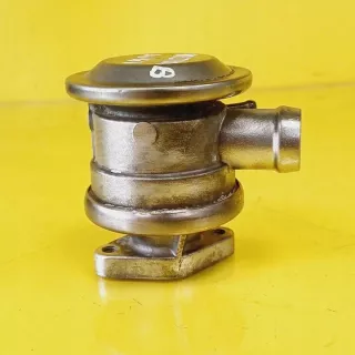 90470420 72229600 Клапан EGR Opel Vectra B Арт e11683121, вид 1