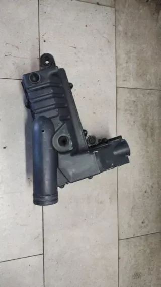 1K0129607P Корпус воздушного фильтра Volkswagen Passat B6 Арт e11681948, вид 2