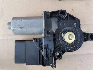 1C0959812A Моторчик стеклоподъемника Volkswagen Golf 4 Арт e11675821, вид 3