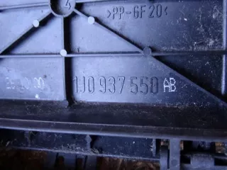 1J0937550AB Блок предохранителей Volkswagen Golf 4 Арт e11672251, вид 5