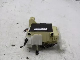 89221-42130 Блок предохранителей Toyota Rav 4 4 Арт e11672170, вид 1