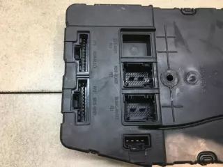 8200780018 Блок предохранителей Renault Scenic 2 Арт e11671961, вид 3