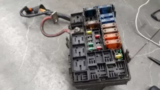 8200242763 8200242763a Блок предохранителей Renault Espace 4 Арт e11671671, вид 1