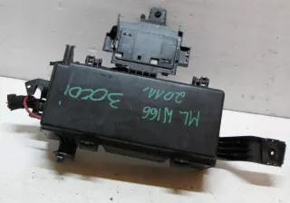 A1665460143 Блок предохранителей Mercedes ML/GLE W166 Арт e11670254, вид 2