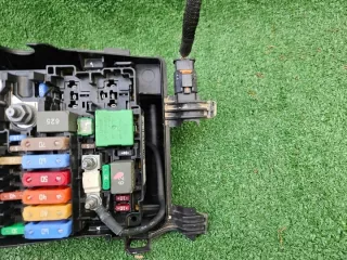 9804848580 Блок предохранителей Citroen C4 2 Арт e11668277, вид 5
