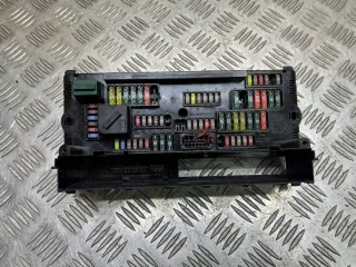 9234421 Блок предохранителей BMW 5 F10/F11/GT F07 Арт e11667850, вид 1