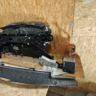 Передняя панель крепления облицовки (телевизор) Tesla model 3 Арт e11665278, вид 4