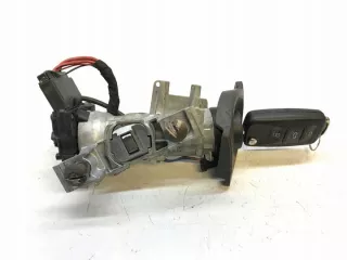 03L906023QH Блок управления двигателем Seat Toledo 4 Арт e11654996, вид 12