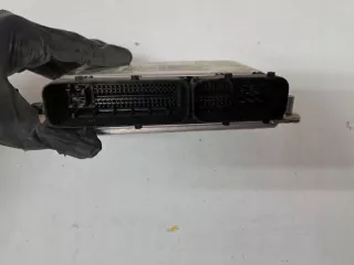 8E0907557F Блок управления двигателем Audi A4 B6 Арт e11652726, вид 2