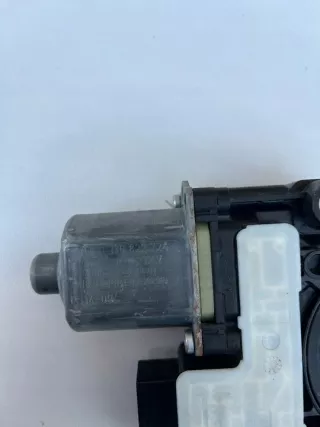 0130822724 013082724 Моторчик стеклоподъемника Seat Leon 3 Арт e11645853, вид 2