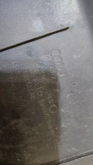 8U0853653H Решетка радиатора Audi Q3 1 Арт e11627807, вид 12