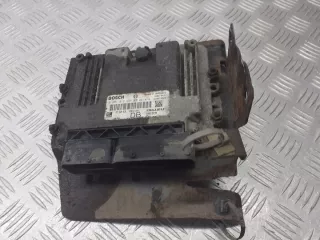 55560810 Блок управления двигателем Opel Astra H Арт e11613860, вид 1