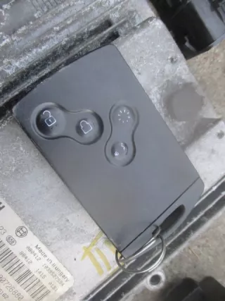 0281015323 8200726880 Блок управления двигателем Renault Laguna 3 Арт e11585237, вид 3