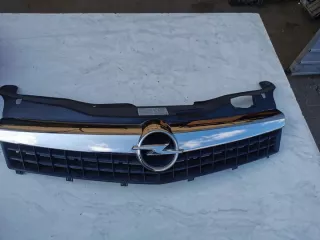 13247083 13247179 Решетка радиатора Opel Astra H Арт e11582067, вид 1