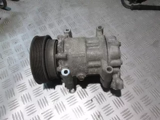 8200819568 Компрессор кондиционера Renault Clio 3 Арт e11580040, вид 1