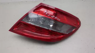 A2048203064 Фонарь задний правый Mercedes C W204 Арт 9165358, вид 1