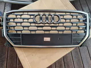 81A853651 Решетка радиатора Audi Q2 Арт AL13979484714, вид 1
