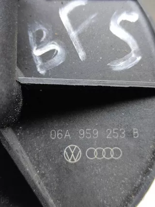 06A959253B,06A131333C Насос продувки катализатора Skoda Octavia A5 Арт 52225_1, вид 7