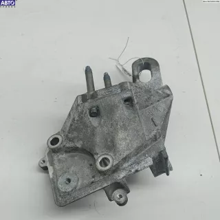 98MM6F00A1B Кронштейн двигателя опорный Ford Fiesta 5 Арт 54776204, вид 1