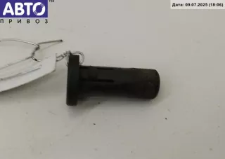 8D0121200 Кронштейн радиатора Audi A6 C5 (S6,RS6) Арт 55037550, вид 1