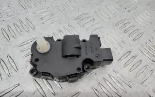 K9749006 Моторчик заслонки печки Porsche Panamera 970 Арт 108633, вид 2