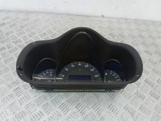 A2035402047 Щиток приборов (приборная панель) Mercedes C W203 Арт 100356