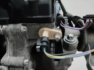 55566932 Датчик распредвала Opel Corsa D Арт 95339