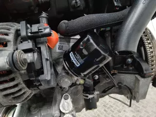 8200779744 Теплообменник масляного фильтра Nissan Qashqai 2 Арт 89071, вид 1