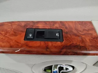  Кнопка стеклоподъемника переднего правого Jeep Commander Арт 84258, вид 1
