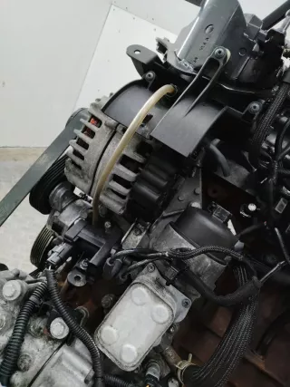 Кронштейн генератора Citroen C4 Picasso 1 2008г.  - Фото 2