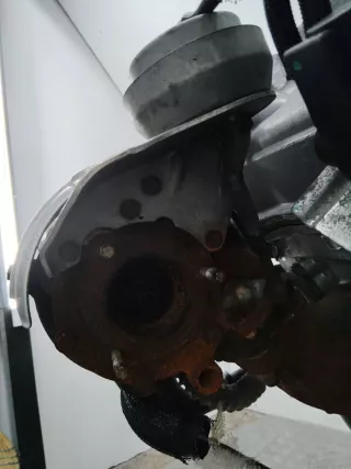 17201-0R040 Турбина левая верхняя Toyota Auris 1 Арт 82670, вид 5