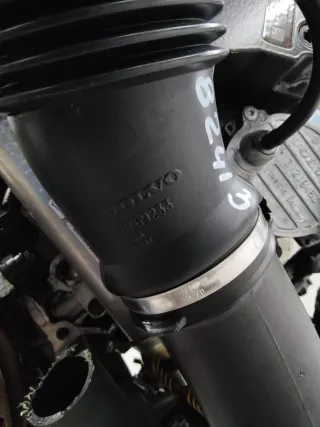 30769233 Патрубок воздушного фильтра Volvo S60 1 Арт 82413, вид 2