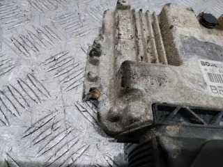 0281012549 Блок управления двигателем Opel Zafira B 1.9л Арт 82183, вид 3