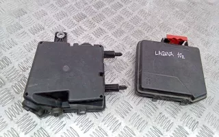 284B10001R,284C40001R Короб предохранителей Renault Laguna 3 Арт 2_72929, вид 2
