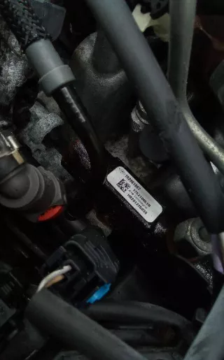 8201225030 топливная рампа Renault Scenic 3 Арт 2_68898, вид 2