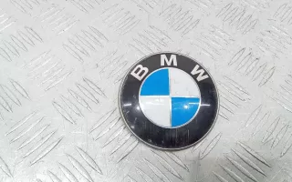 8132375 Эмблема BMW 1 E81/E82/E87/E88 Арт 2_61776
